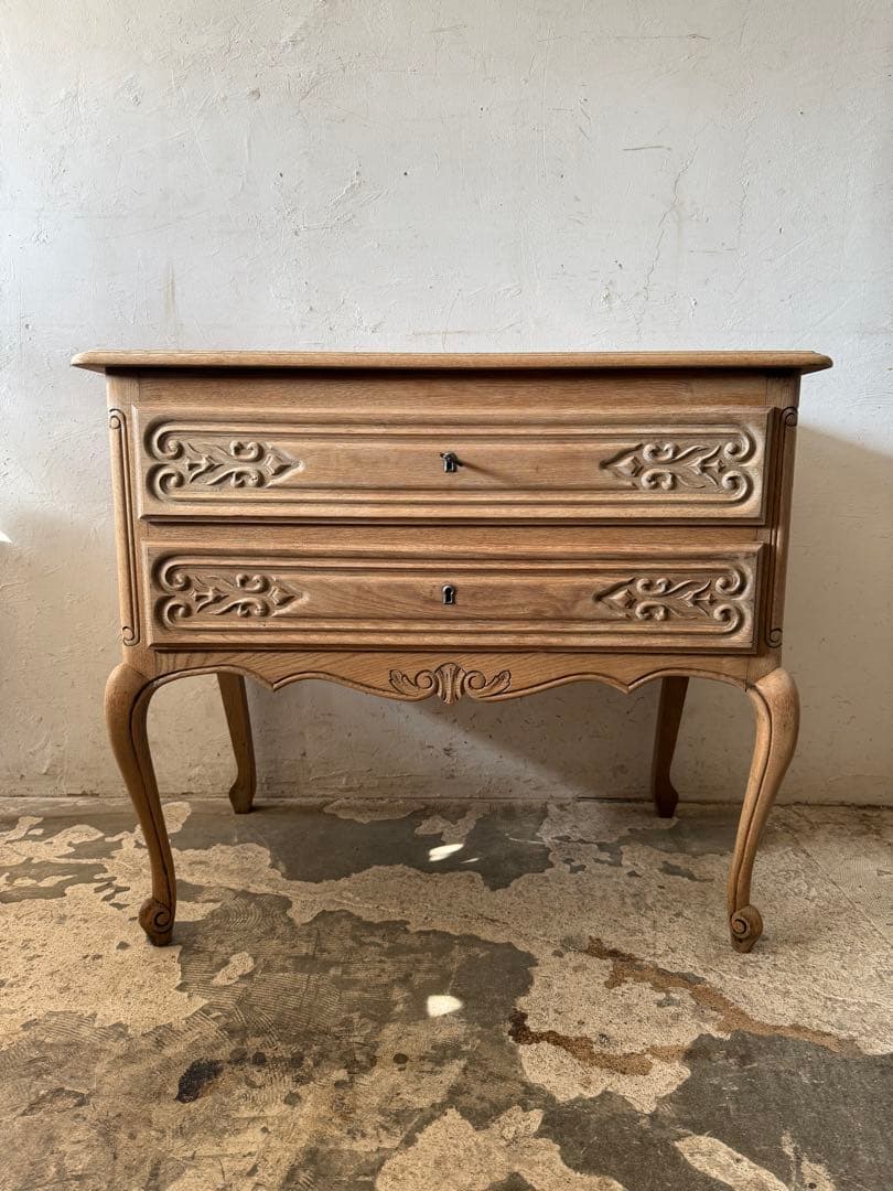 ビンテージ 2段チェスト 猫脚 剥離