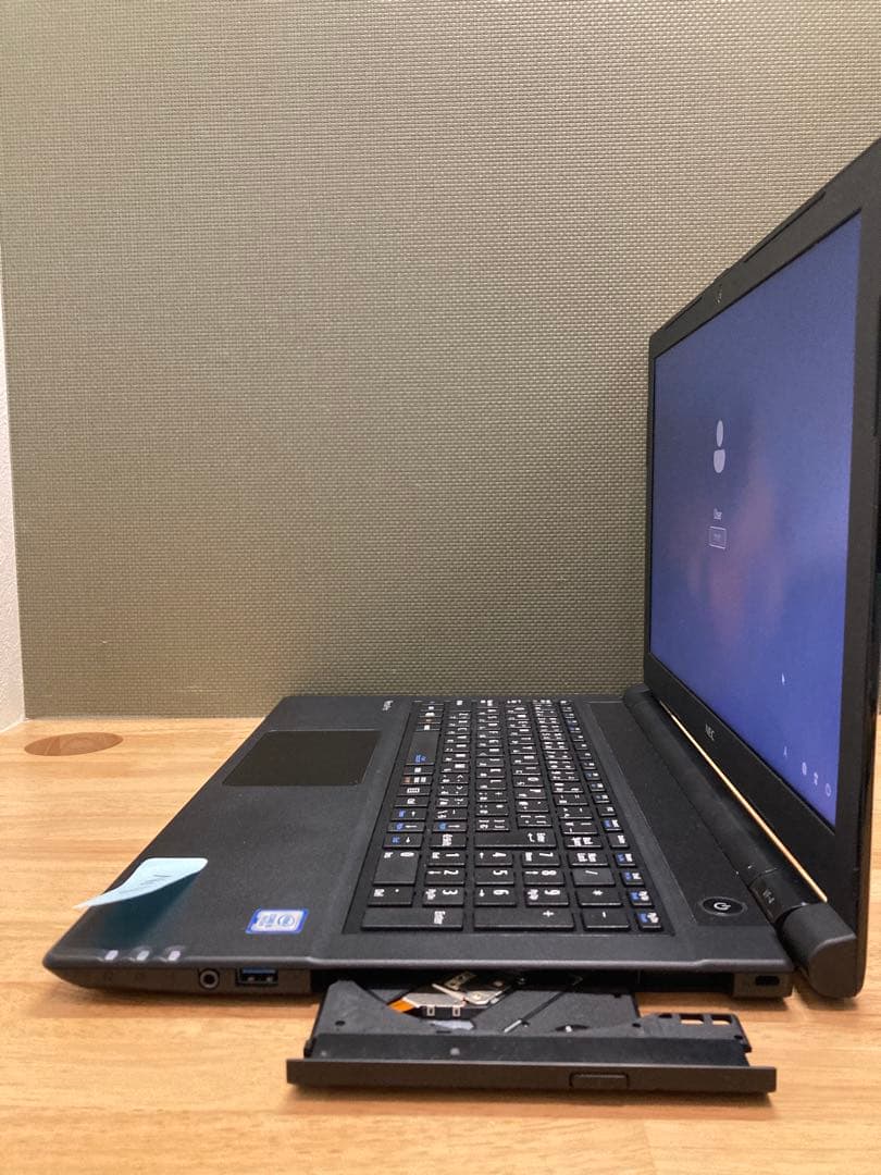 中古ノートパソコン　15.6インチ　NEC製　〔NO.4〕