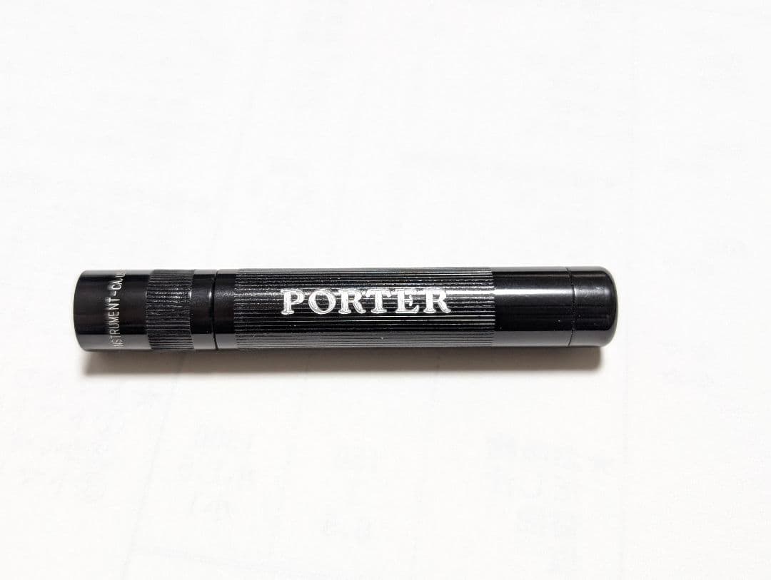 しんのすけ　PORTER ショルダーバッグ　 マグライト付