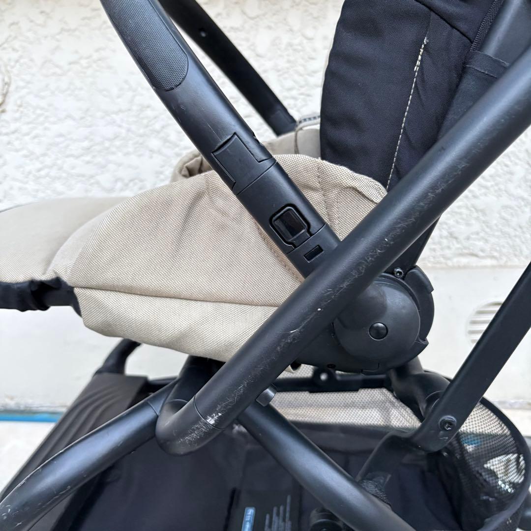 【美品】cybex サイベックス イージーS ツイスト2 ベージュ