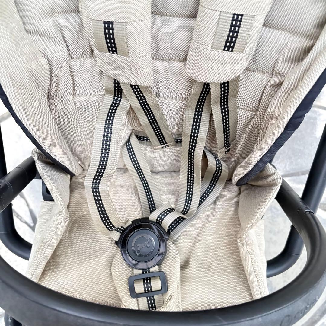 【美品】cybex サイベックス イージーS ツイスト2 ベージュ