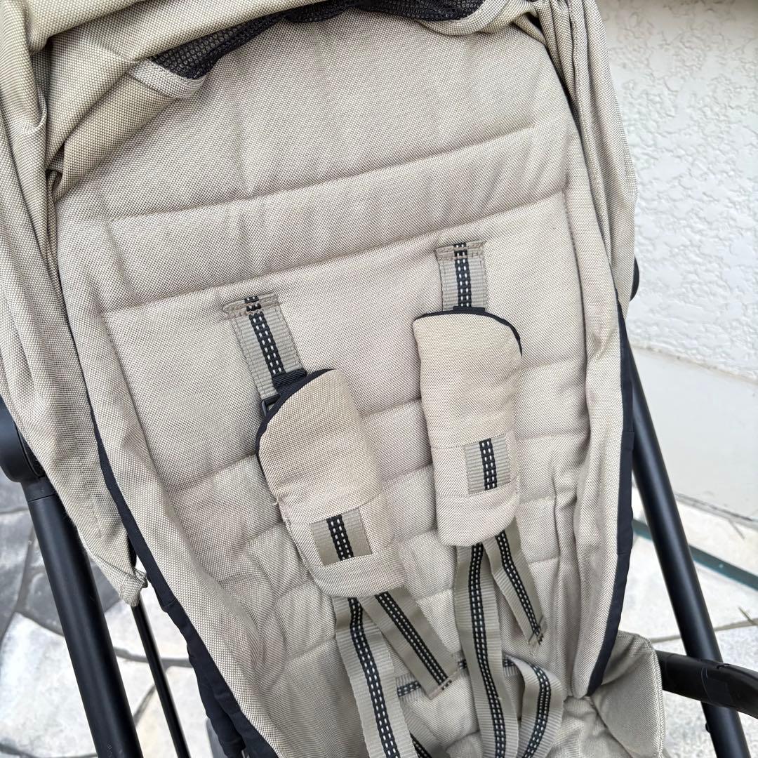 【美品】cybex サイベックス イージーS ツイスト2 ベージュ