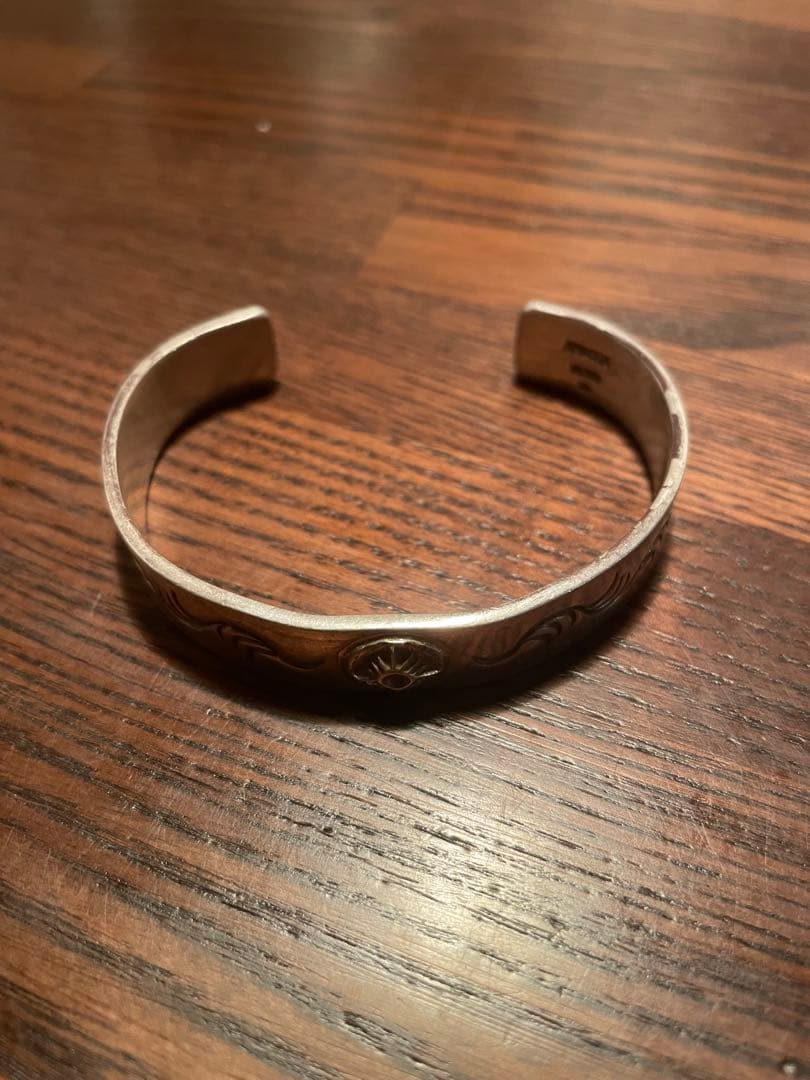 アリゾナフリーダム 太陽モチーフ K18 シルバー バングル 波模様