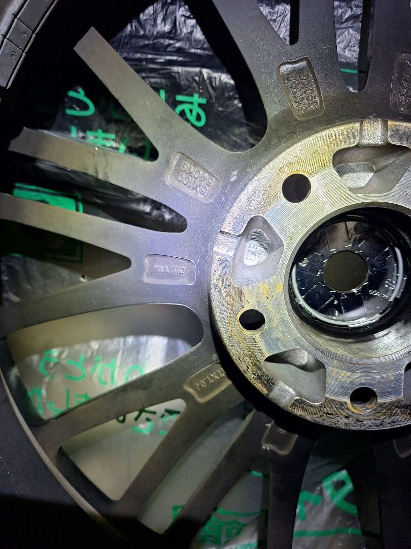 チ*ミ様 ブリヂストン 215/60R17 スタッドレスタイヤ ホイールセット