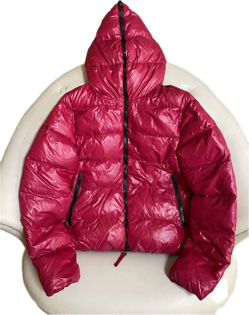 DUVETICA フード付きダウンジャケット 42 赤