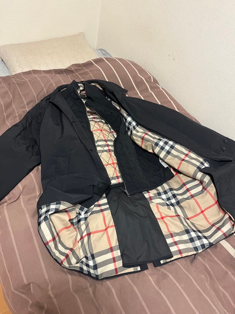 BURBERRY トレンチコート ブラック/ベージュ　Mサイズ