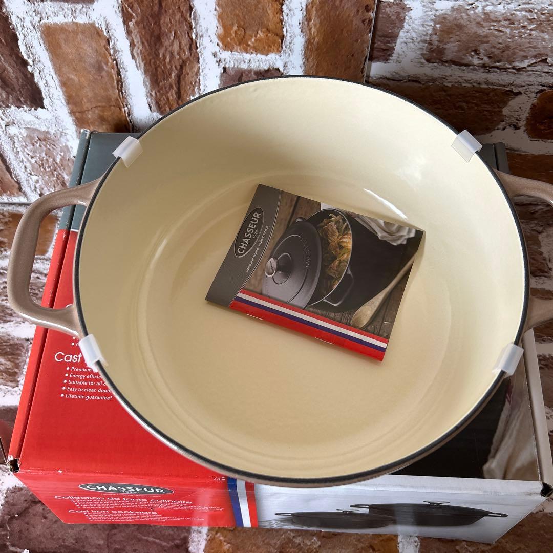 シャスールCHASSEUR 鋳鉄製 両手鍋 マロングラッセ　新品未使用