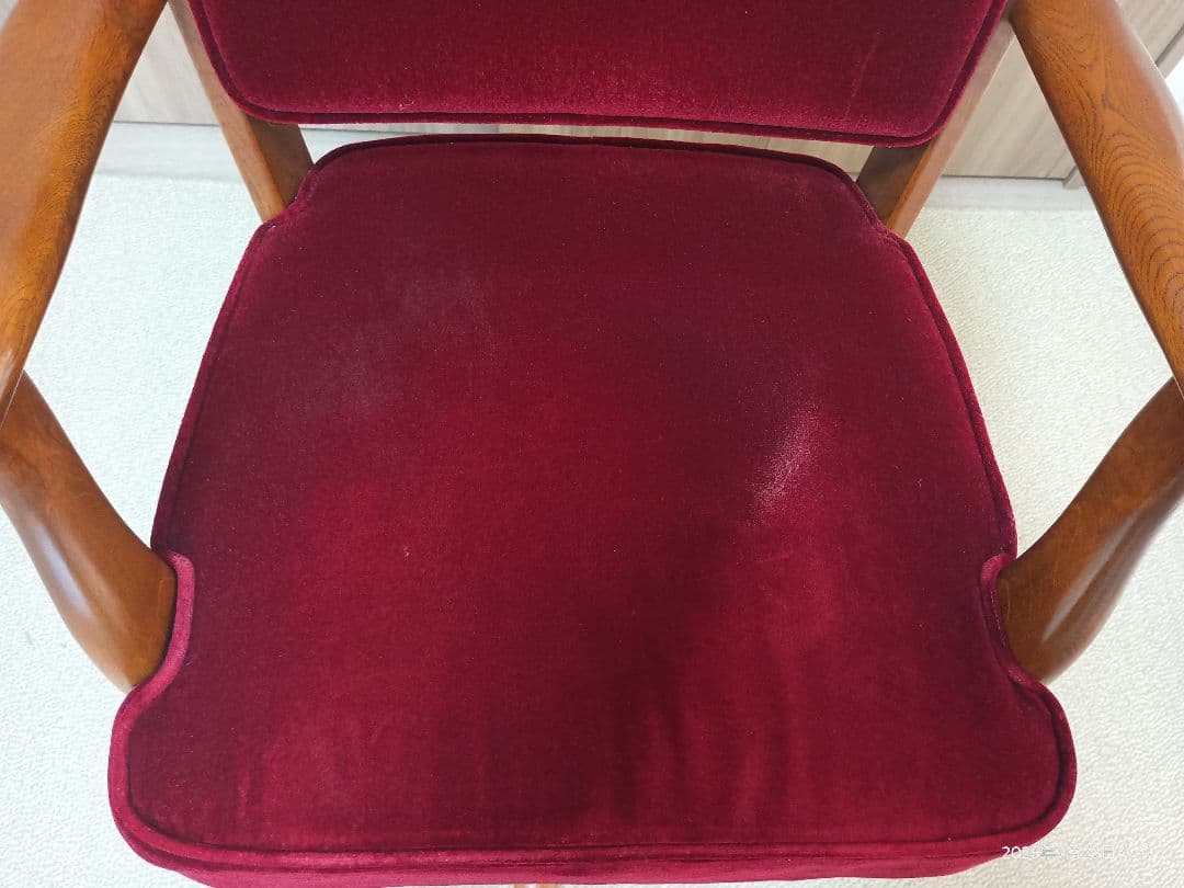 【週末値引】カリモク コロニアル デスクチェア ベロア赤【最大値下】