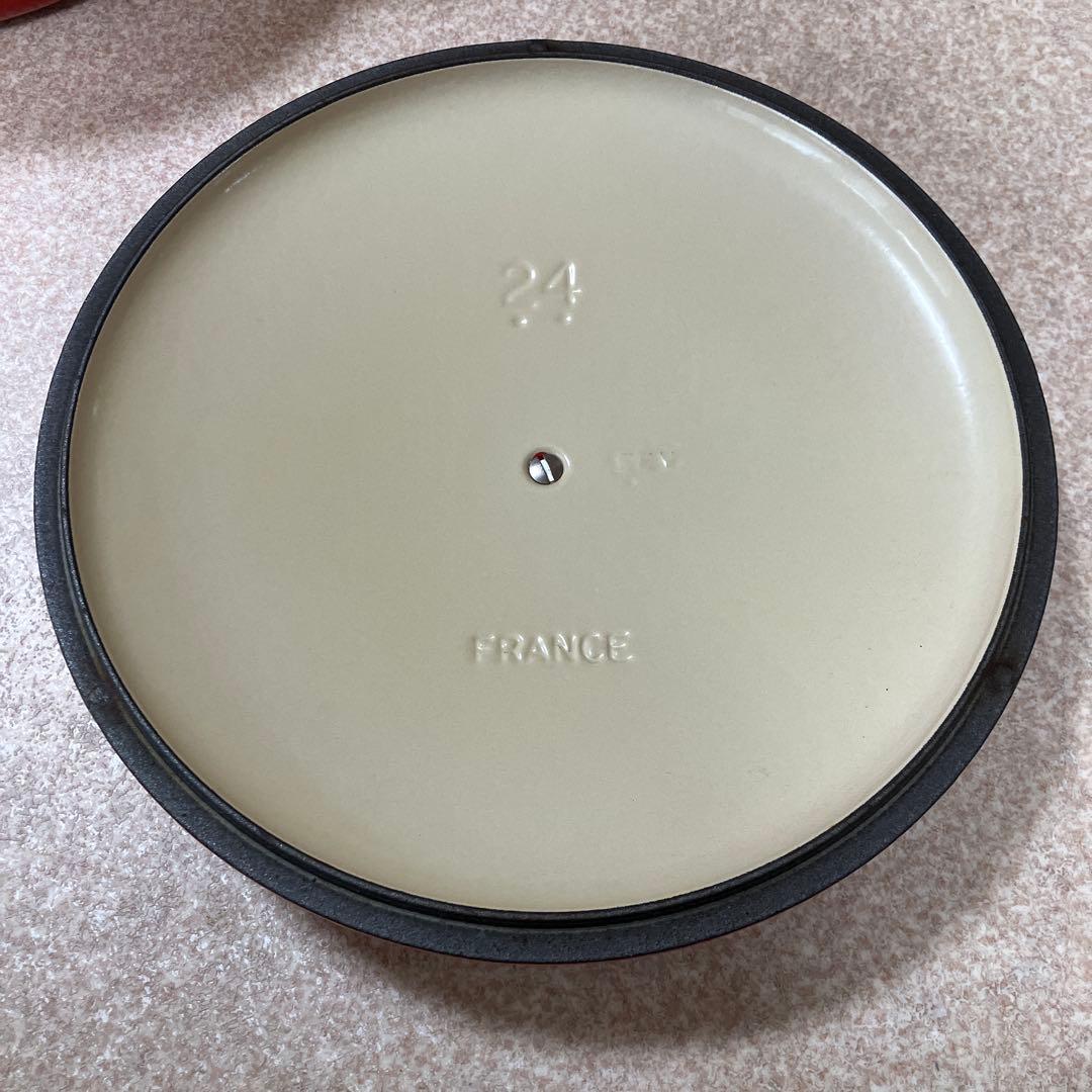 LE CREUSET ルクルーゼ　両手鍋 レッド　24cm