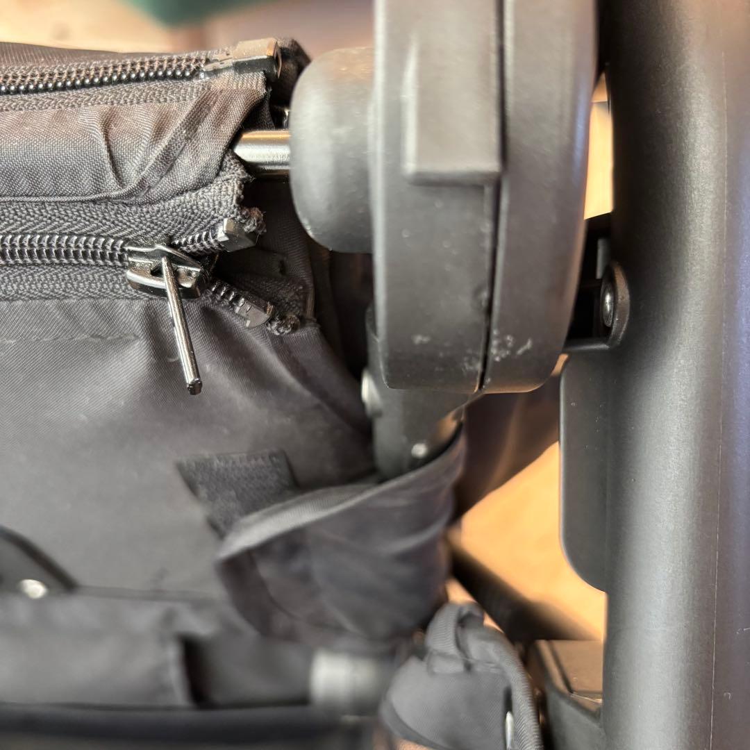 サイベックス Cybex メリオカーボン 2024 マジックブラック