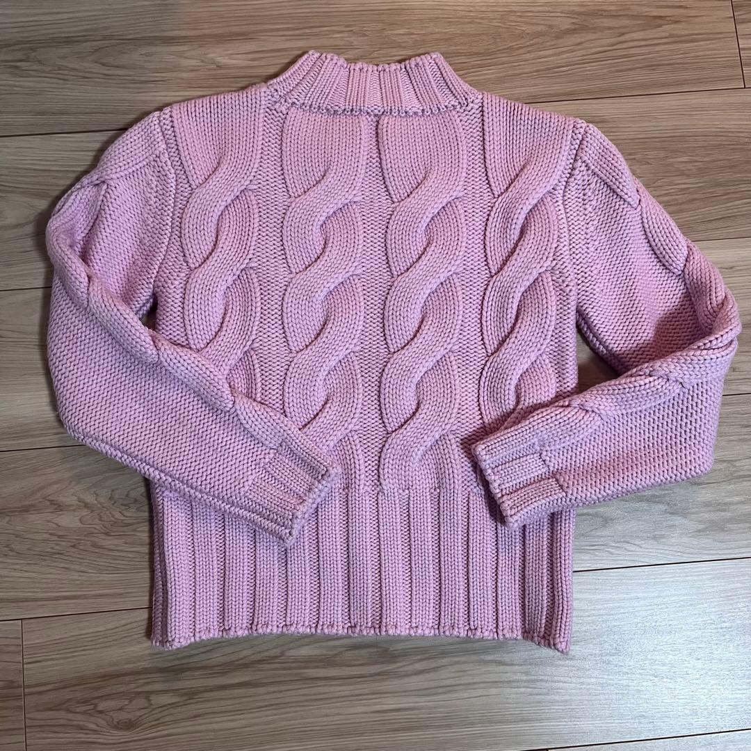 ケーブル編みピンク長袖ニットセーター