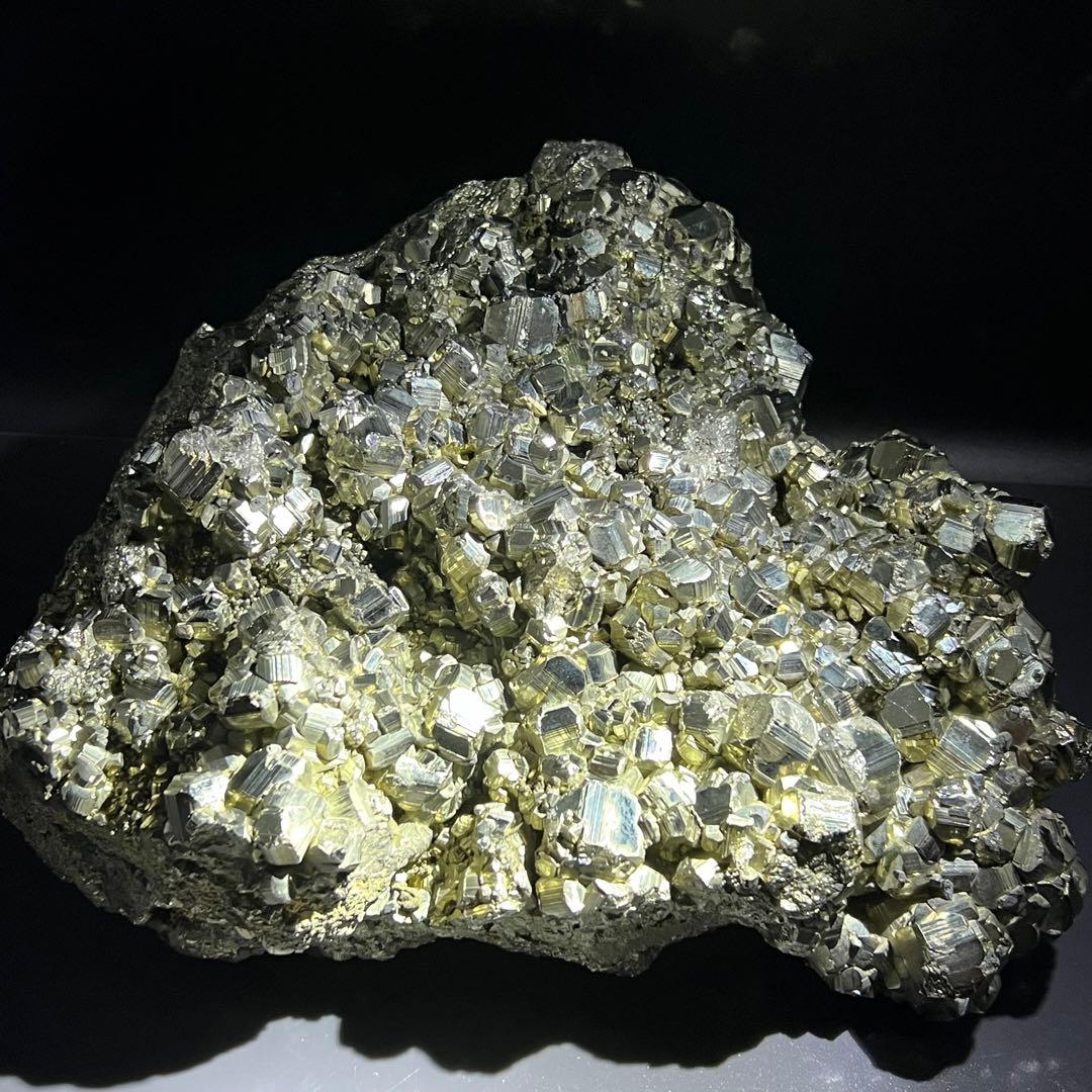 金ピカ 極大15.59kg✨ゴールドの輝き✨邪気祓い、金運招来✨パイライト 原石