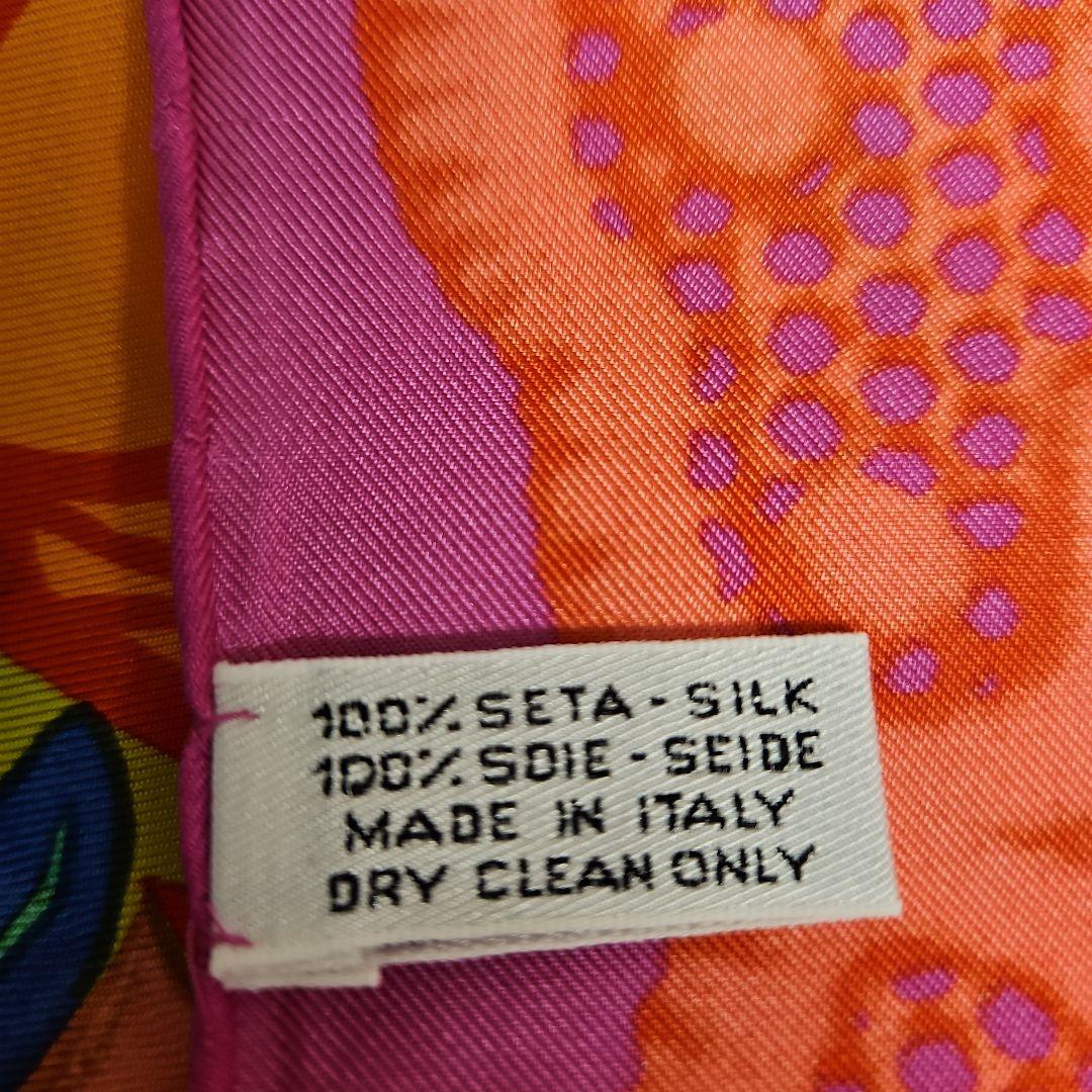 ◾CHRISTIAN LACROIX シルク　スカーフ　イタリー製　未使用