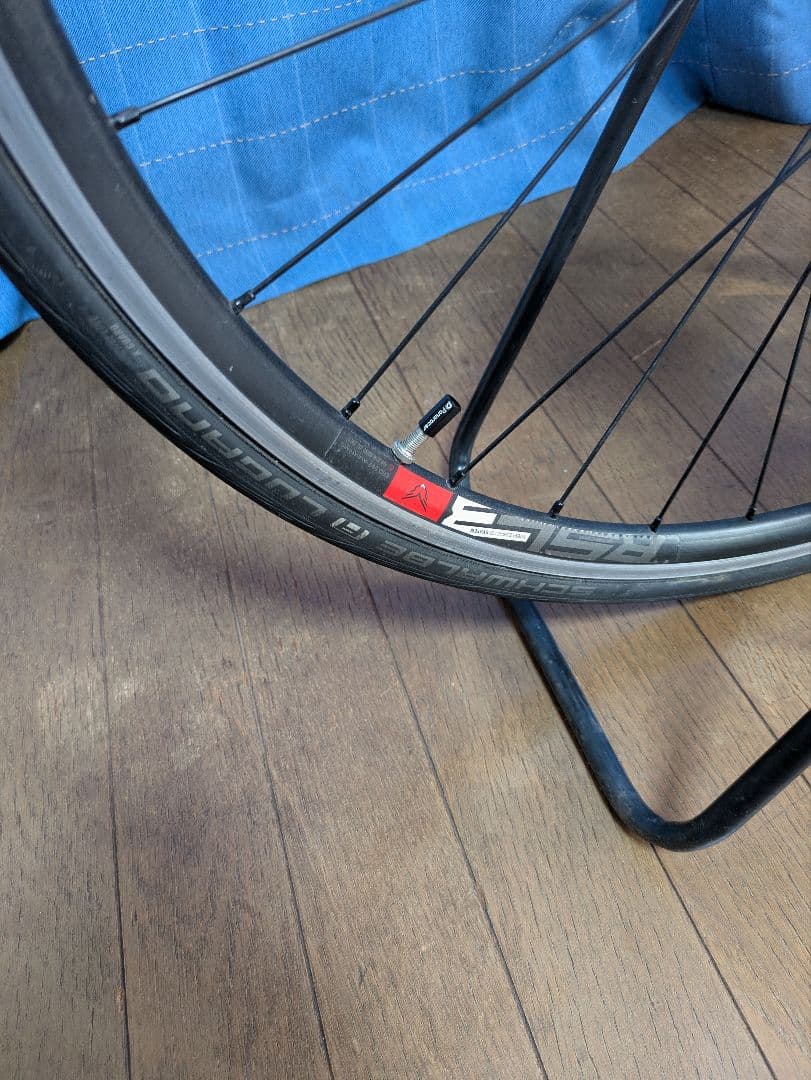 FELT F75ロードバイク 2016年式　スタンド付き