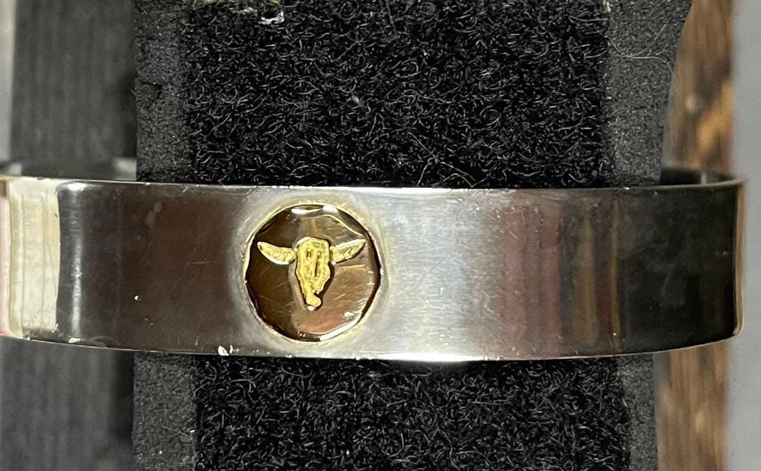 TADY&KING 平打ちバングル18K ロングホーン内径14センチ程Mサイズ