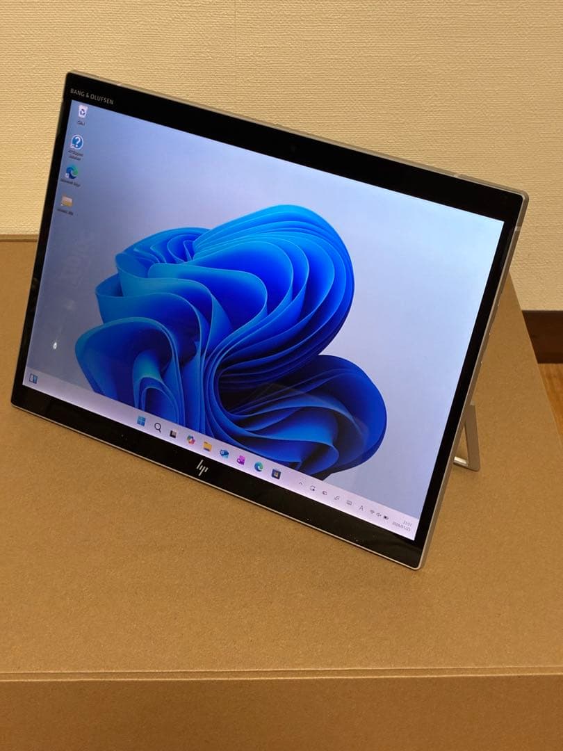 HP Elite x2 G8 第11世代Core i5 スタイラスペン付属