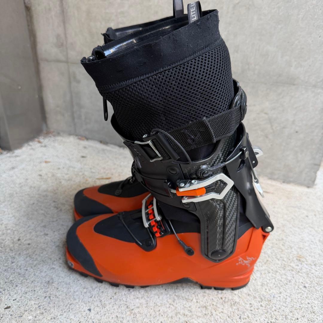 アークテリクス Procline Carbon Lite Boot 25.5cm