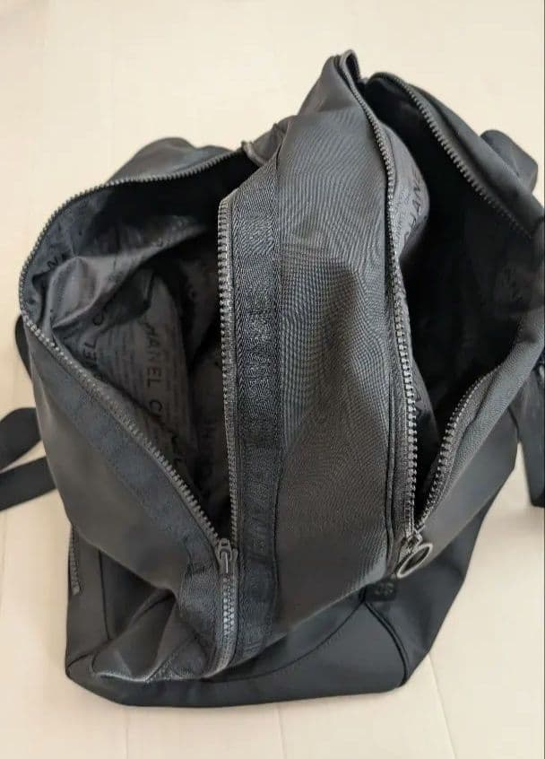 CHANEL ブラック ボストンバッグ　ゴルフ、ジムにも