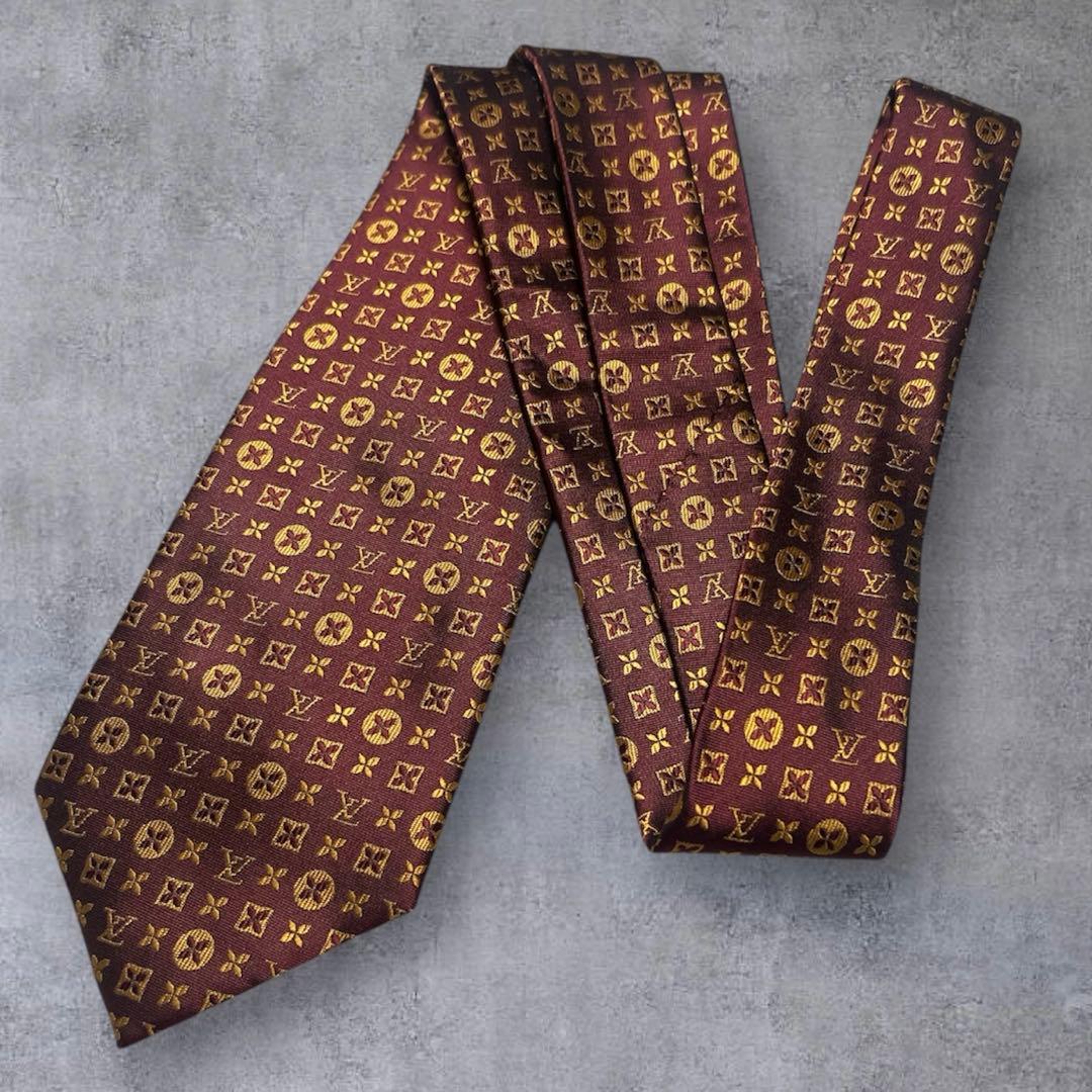 未使用級　世界最高峰ルイヴィトン モノグラム　ネクタイ
