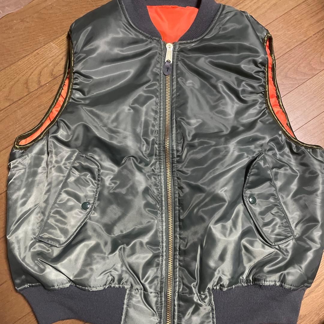 スリフティールック　MA1 ベスト　XL リバーシブル　セージグリーン　カーキ