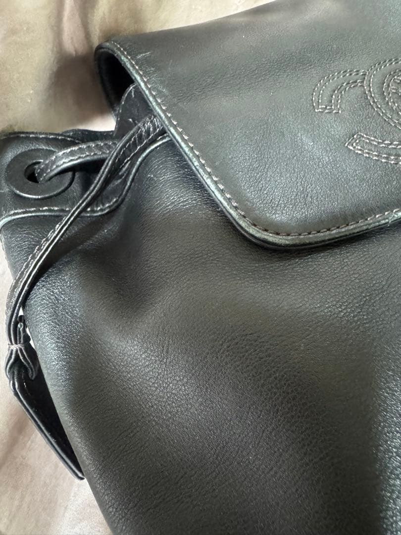 シャネル リュック　表参道正規店メンテ済み ハワイ購入本物 ココマークブラック