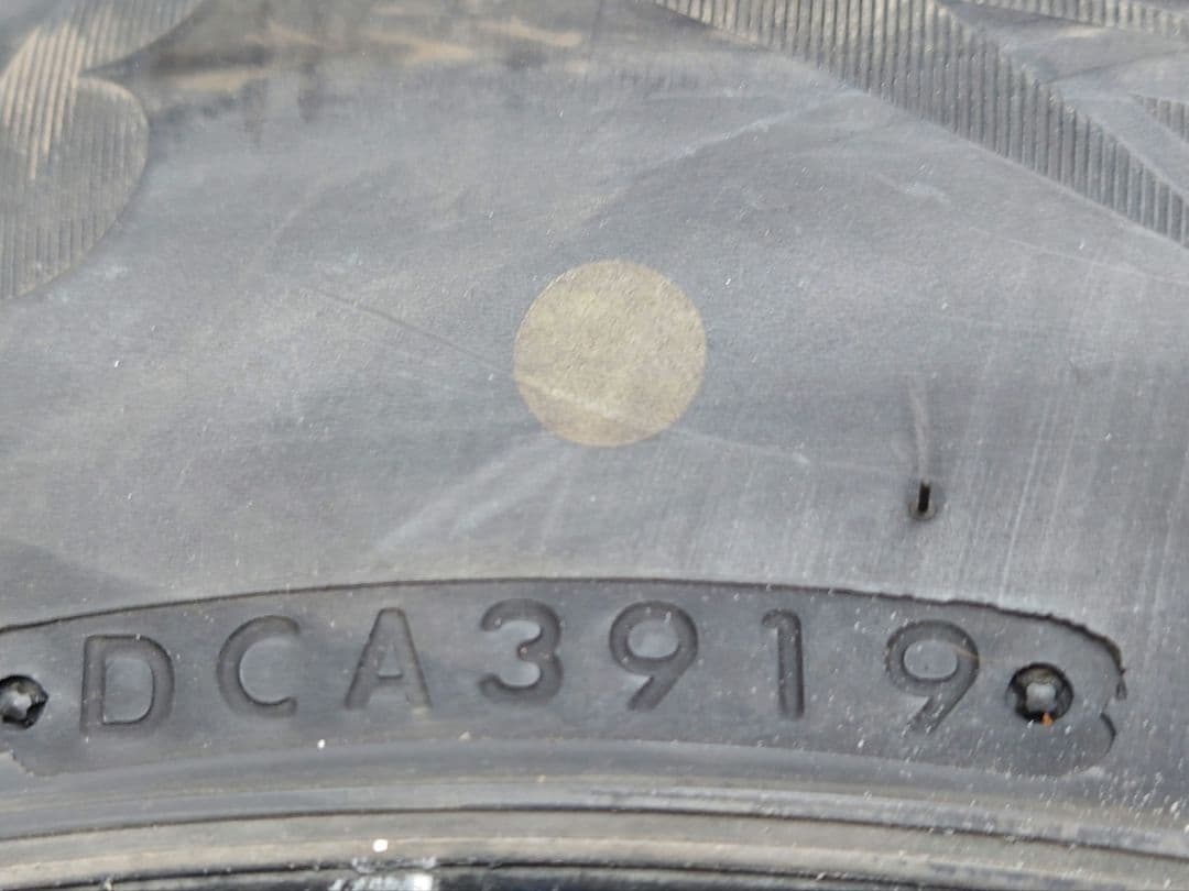 ブリヂストンブリザックDMV-3　225/65R17 19年製　2本　中古①