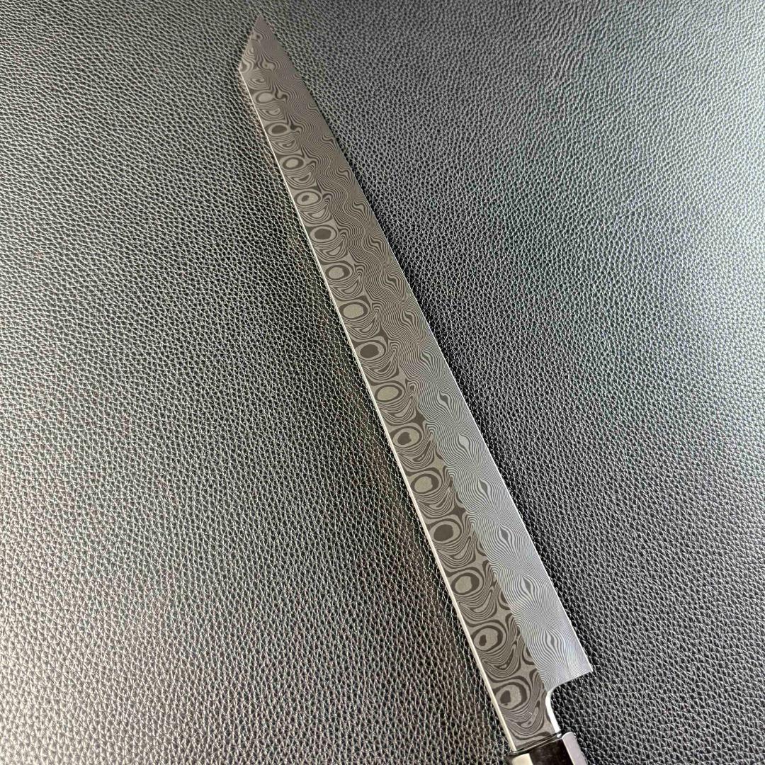 9631新品 ダマスカス切付包丁 尺 深海波紋105層 黒檀黒水牛白三本巻八角柄