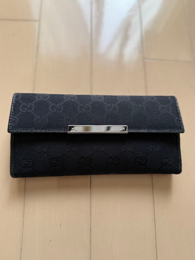GUCCI 長財布　二つ折り財布　美品