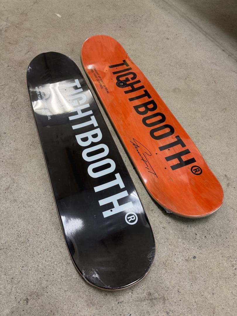 野獣先輩　TIGHTBOOTH スケートボードデッキ ブラック