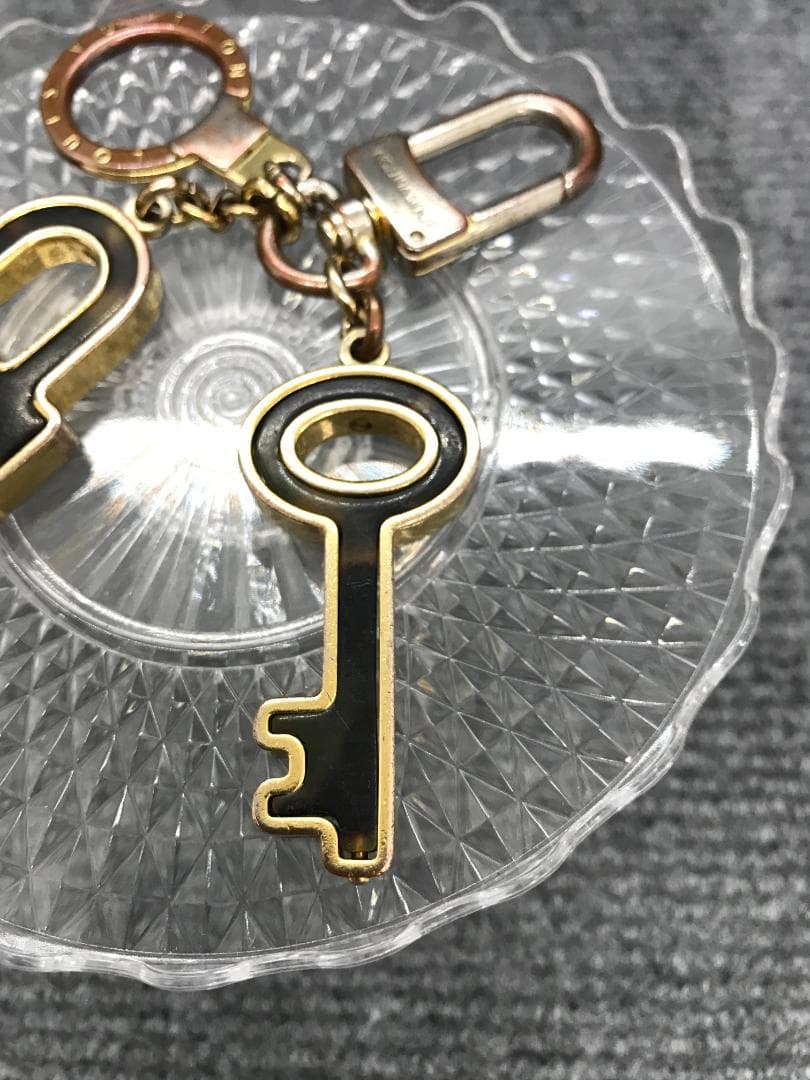 LOUIS VUITTON　キーホルダー　コンフィダンス　カデナ　385