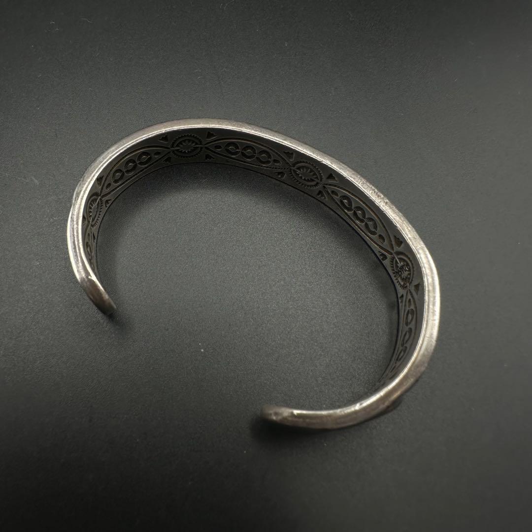 Navajo RAY ADAKAI スタンプワーク　ヘビーゲージ　バングル