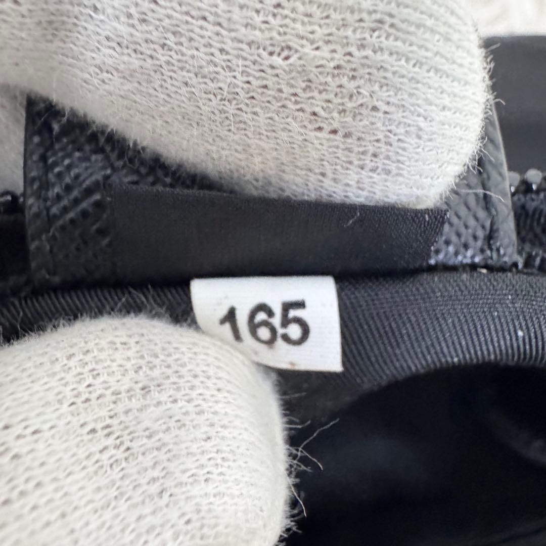 近年 プラダ レザー コスメポーチ 三角ロゴ トライアングルロゴ 黒