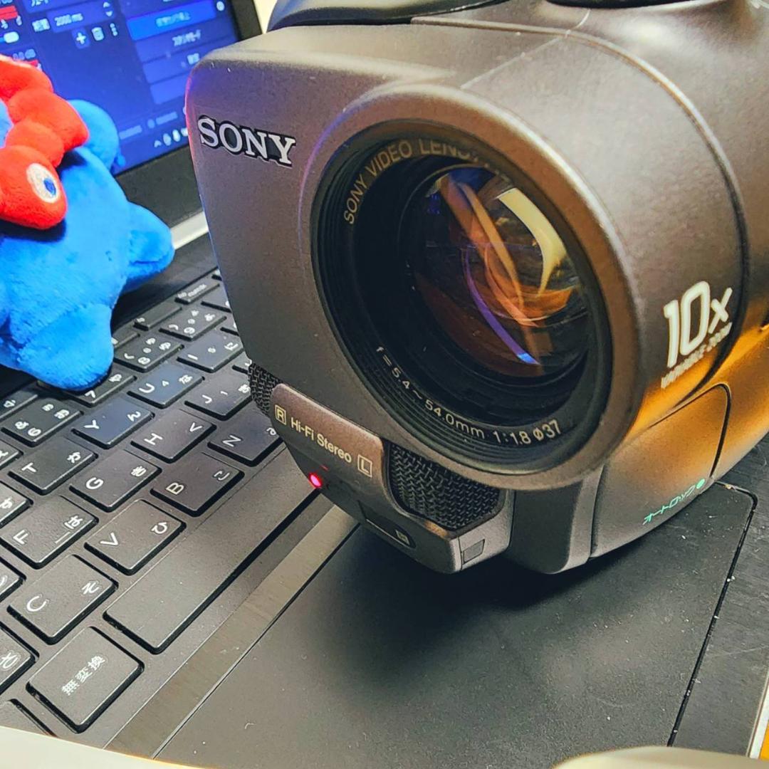 【動作確認済】 SONY Hi8 高画質 ビデオカメラ CCD-TR3 セット