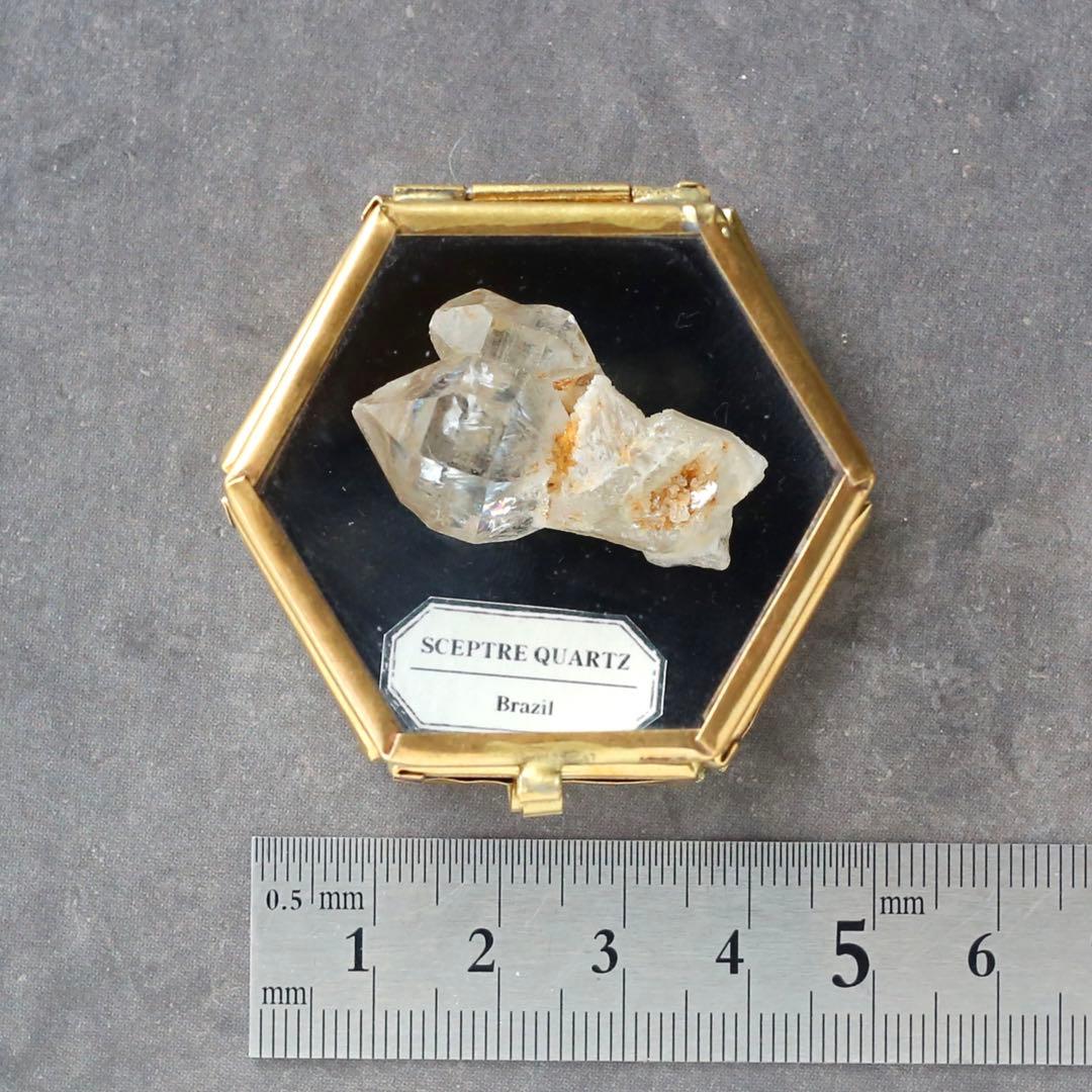 セプタークォーツ 松茸水晶 キノコ水晶 鉱物標本 原石 インテリア 王笏水晶