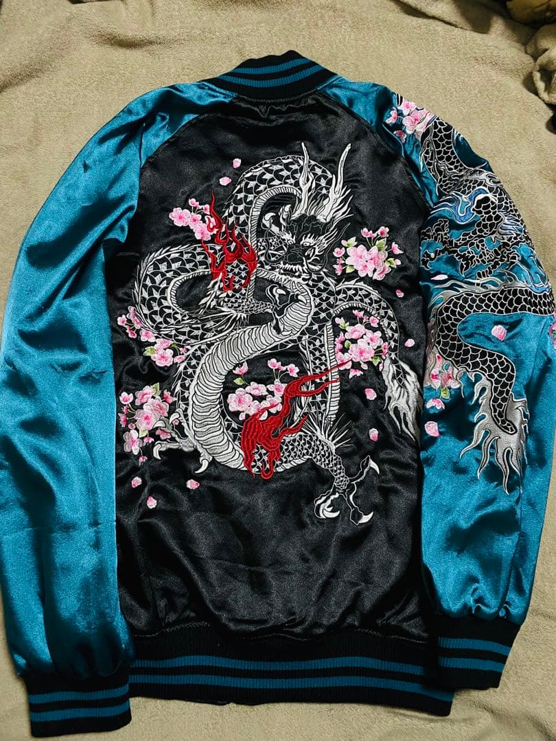 美品 未使用近い ROGUE 龍日本限定 スカジャン サテン vintage 青