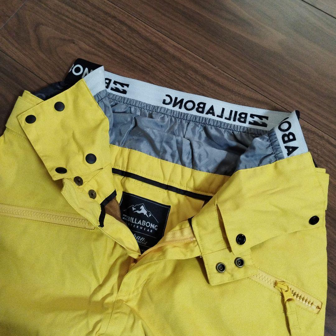 【極美品】ビラボン　スノボーウェア　上下　レディース　上M 下S