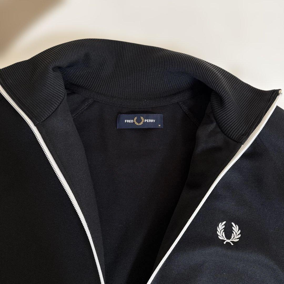 FRED PERRY:トラックジャケット