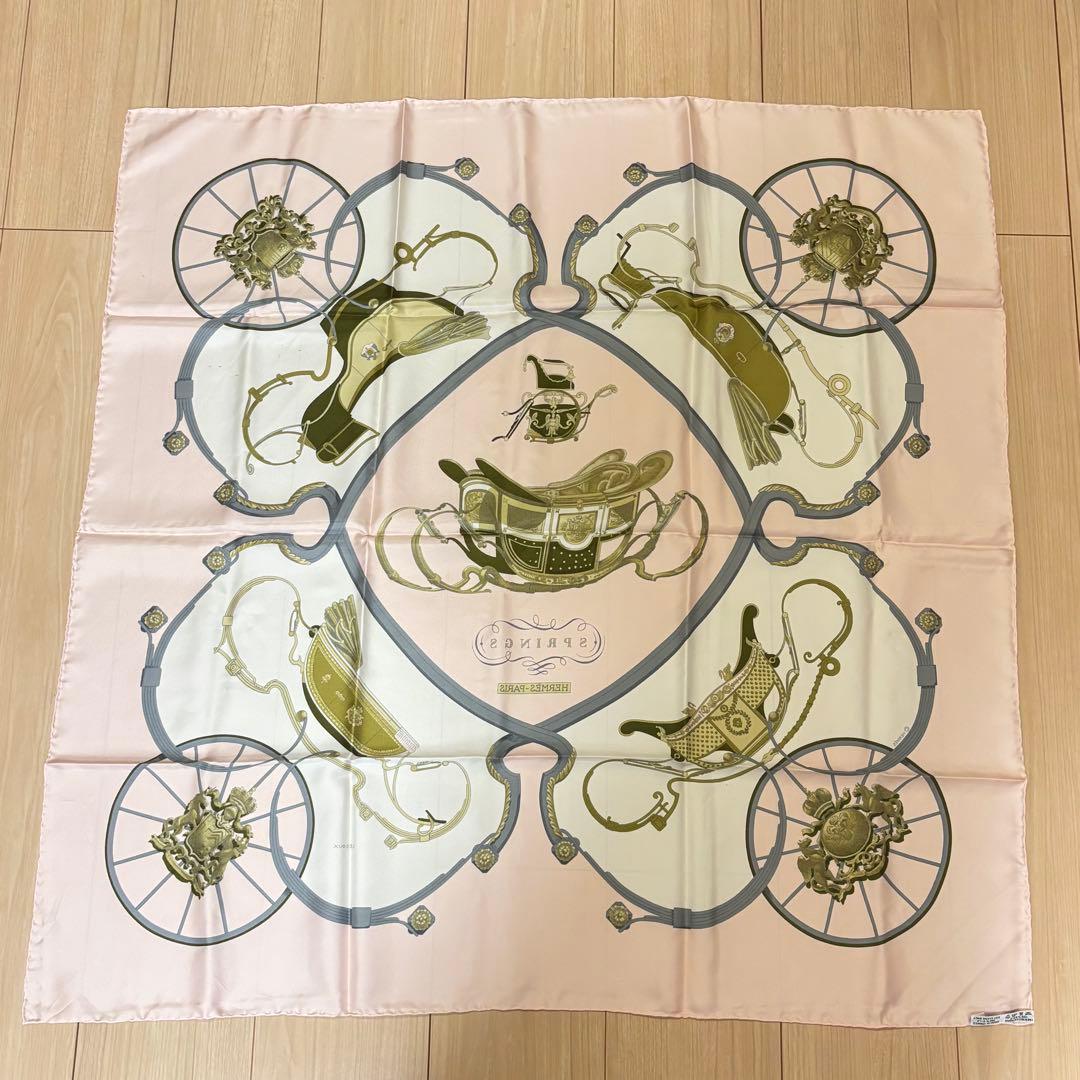 エルメス HERMES スカーフ バンダナ 馬車 絹 シルク ピンク