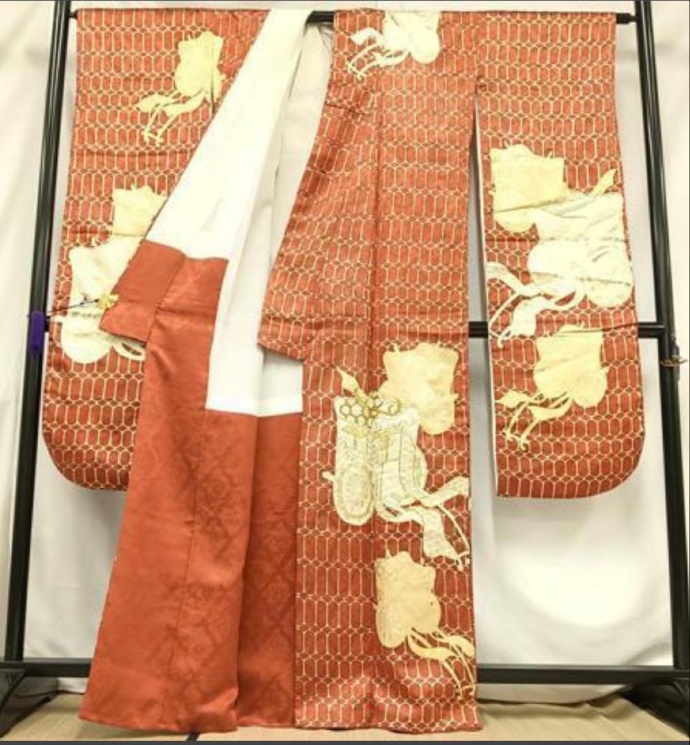 振袖 フルセット6点サイズM〜Ｌ駒刺繍　御所車文　金彩　正絹