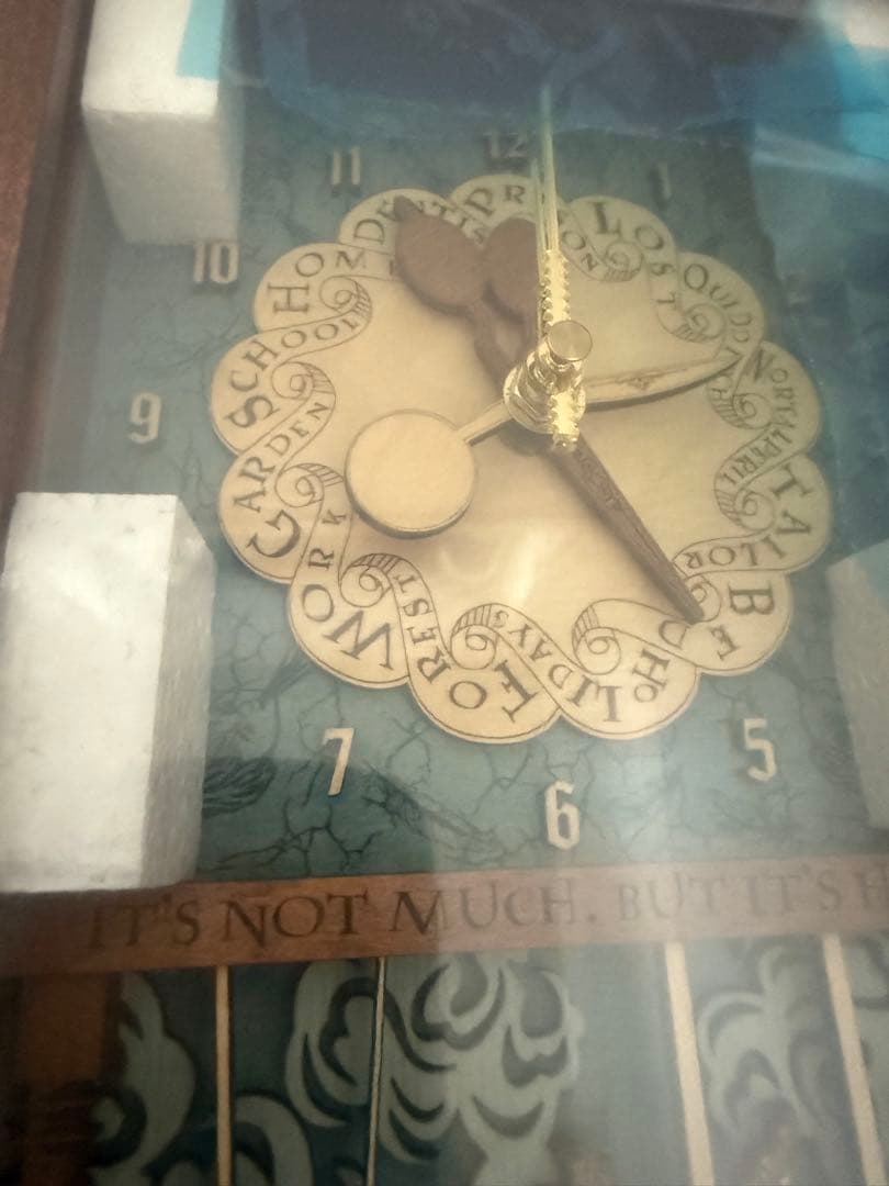 ハリーポッター公式品ウィーズリー家の木製掛け時計 レプリカ アンティーク 限定版