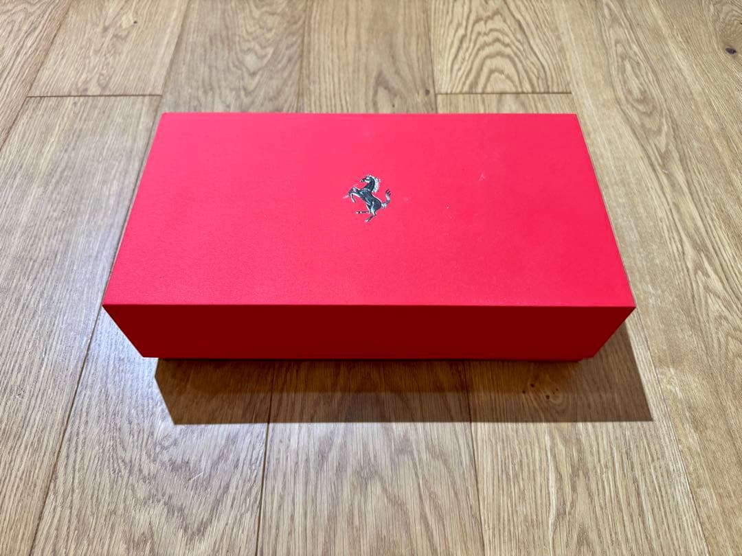 置物 Ferrari SF90 STRADALE CAST MODEL