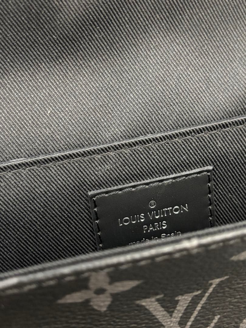 LOUIS VUITTON ルイヴィトン　メッセンジャー　モノグラム　黒