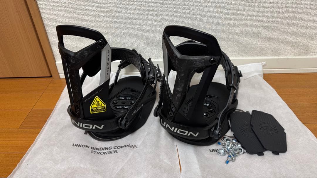 極美品 UNION FALCOR 25-26 Mサイズ（26 ~28cm）