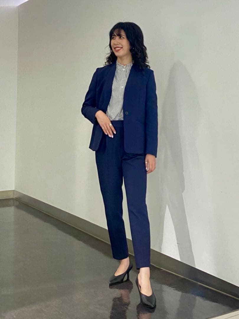 プラステ　ウォームリザーブ　パンツスーツ　ネイビー　XS