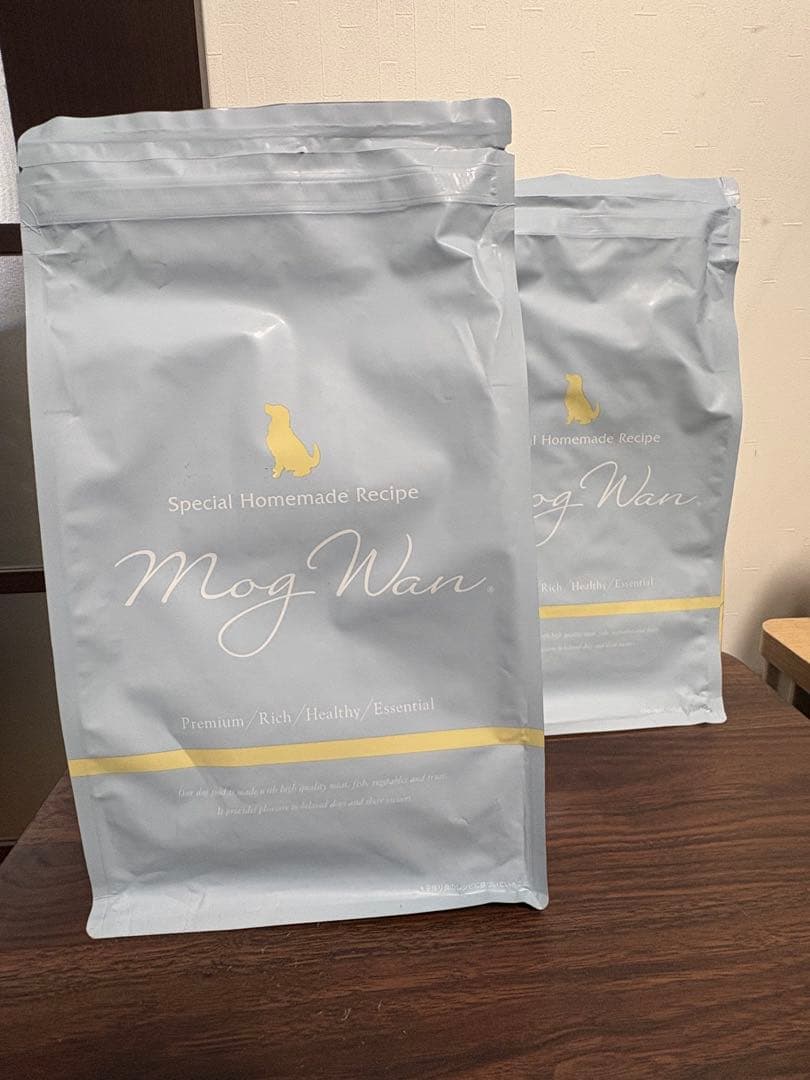 【新品未開封】モグワンドッグフード 1.8kg×2個　マグロ＆白身魚