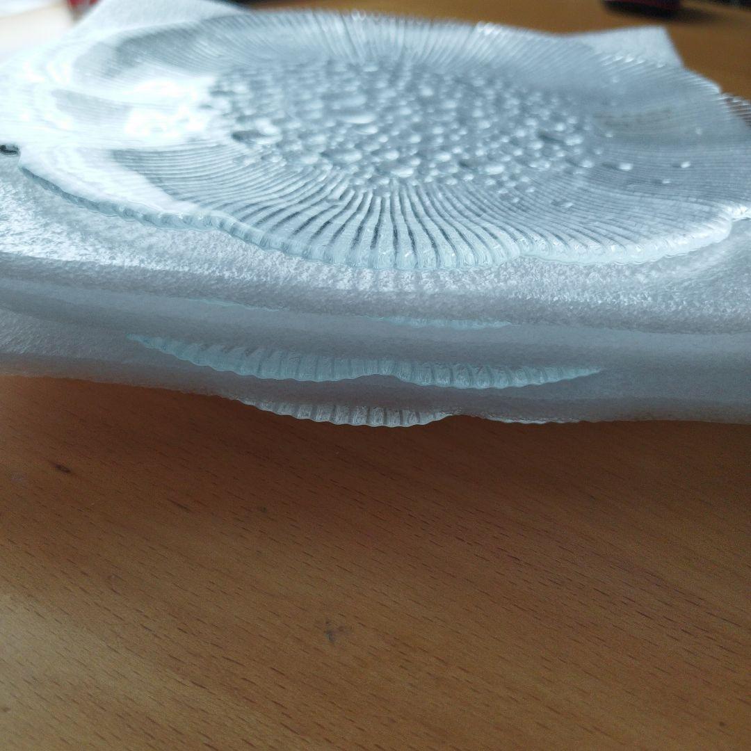 ドイツ製 ドレスデングラス 花びら型皿 ケーキ皿 クリアガラス 直径19.5cm