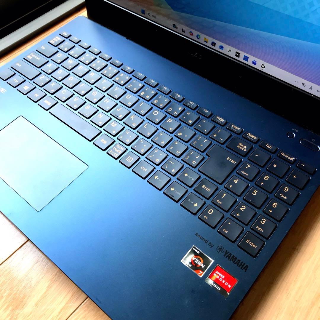 美品NEC LaVie N1585/AAL(M.2NVMe SSD 1TB)