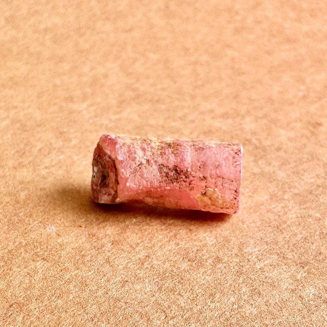 インカローズ ロードクロサイト 原石 天然石 パワーストーン 鉱物 B24