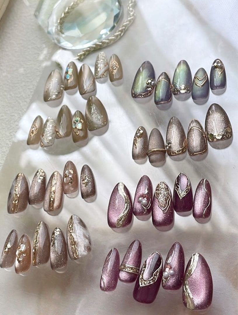 【専用】オーダーネイルチップ　ハンドメイドネイルチップ　4点