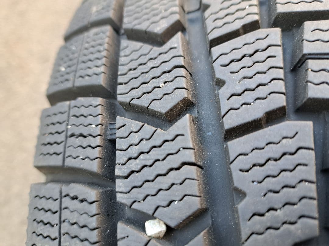 バリ山！195/65R15×4本信頼のダンロップ！ ウインターMAX送料￥300